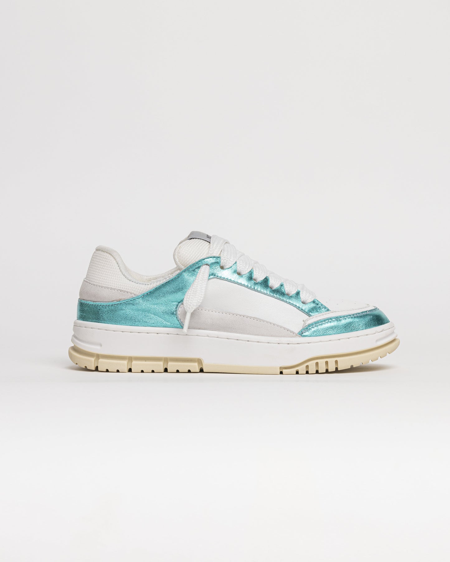 POLARIS REFLECTIVE