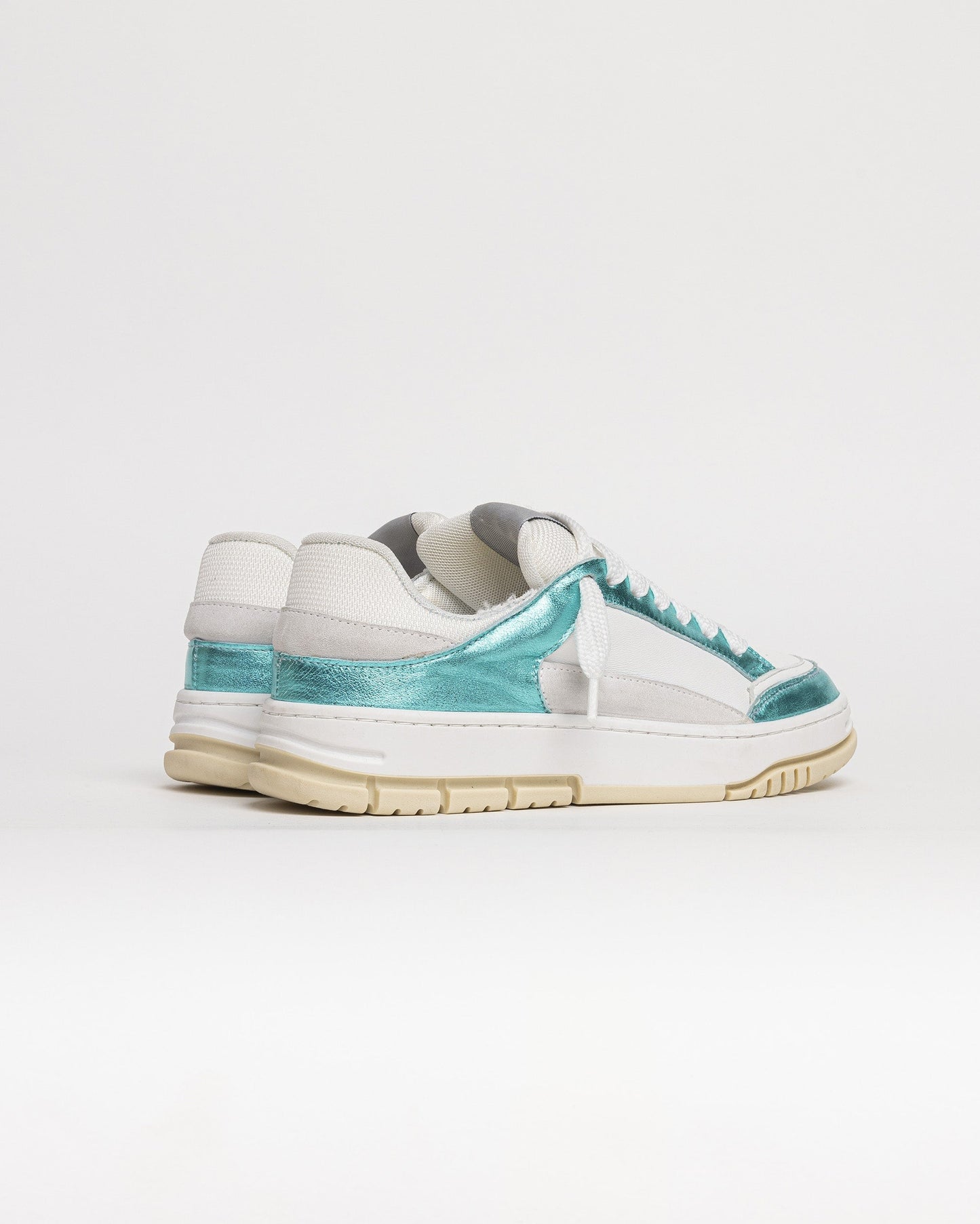 POLARIS REFLECTIVE