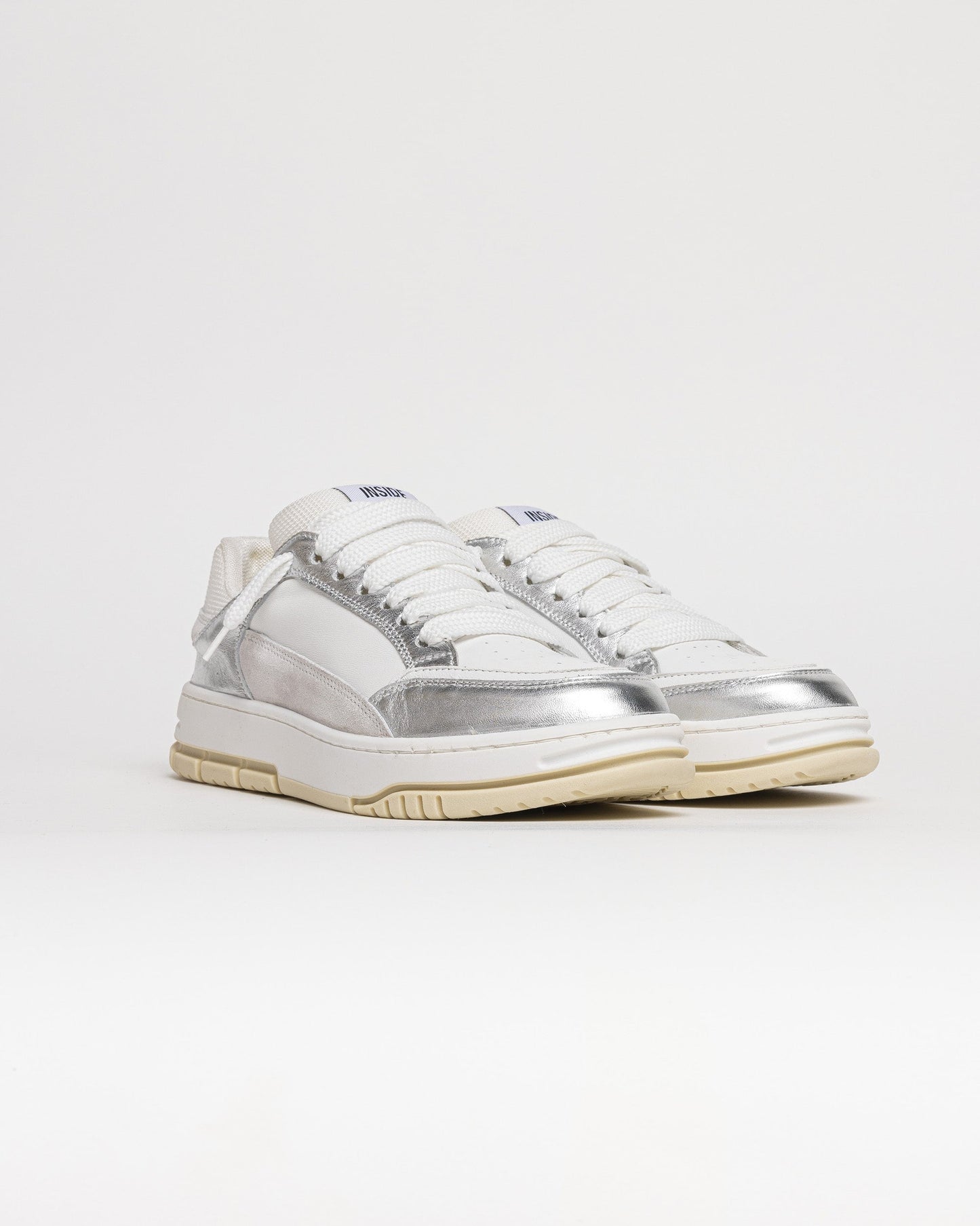 POLARIS REFLECTIVE