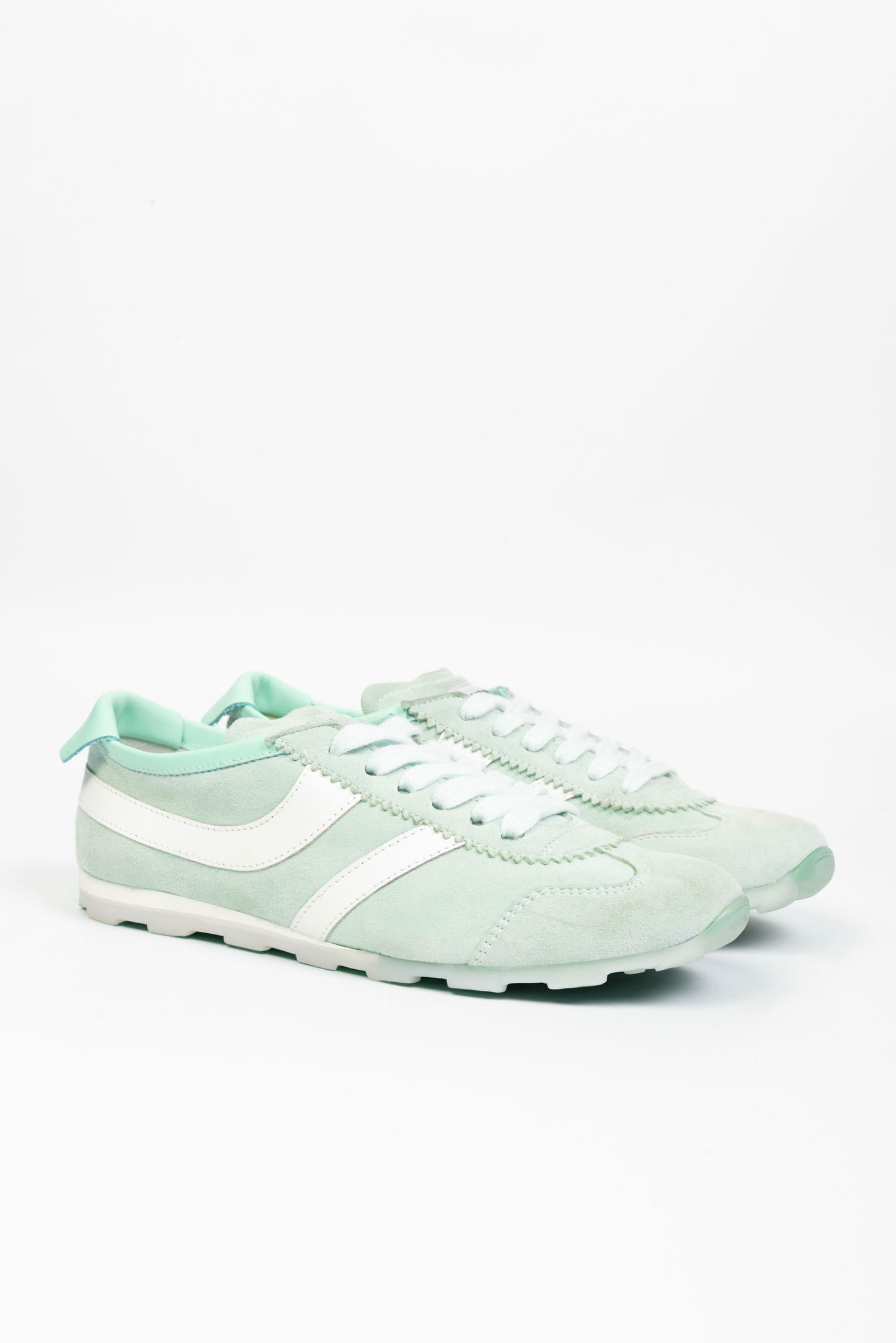 Sneakers River In Camoscio