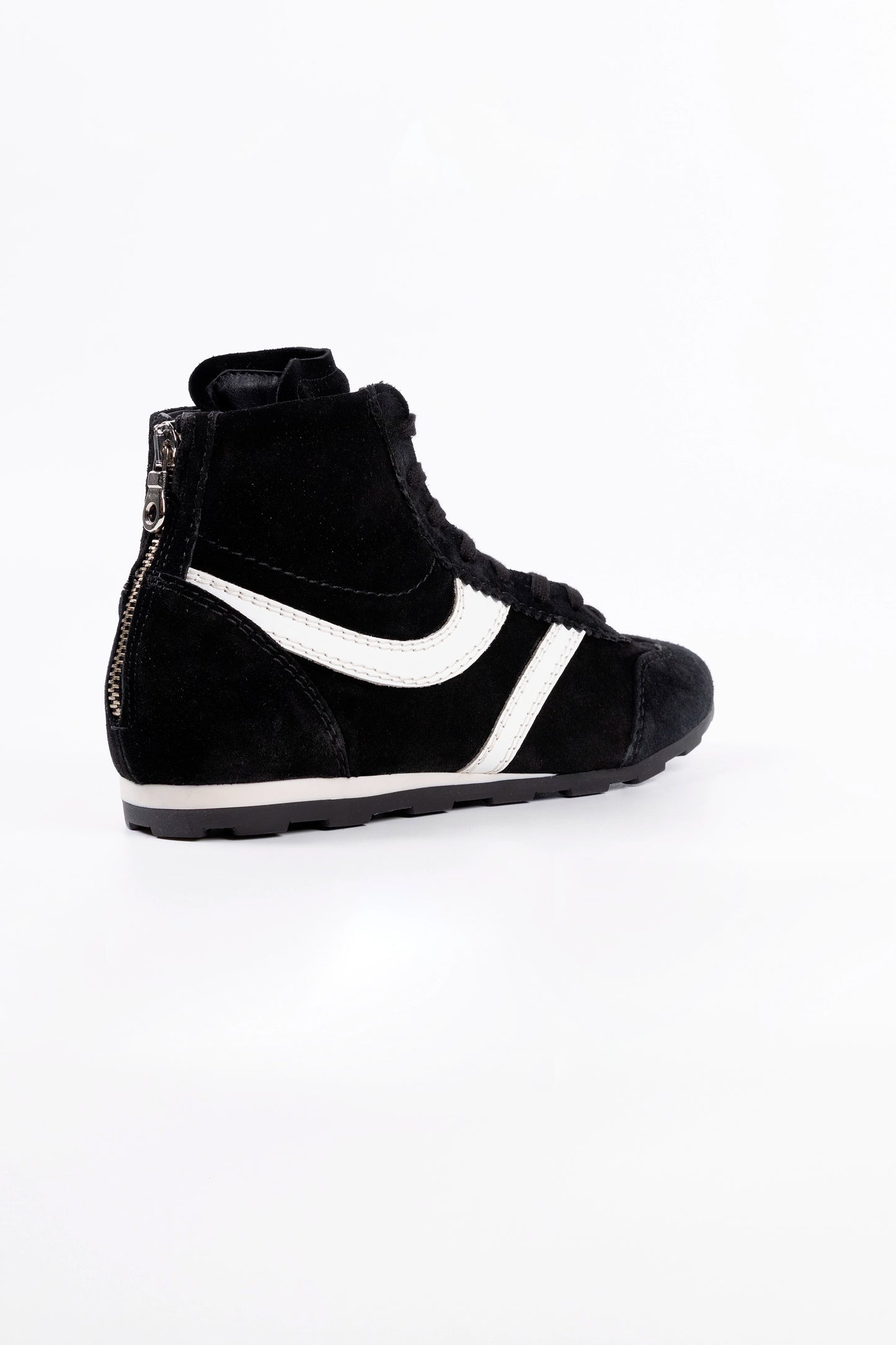 Sneakers Tronchetto In Camoscio